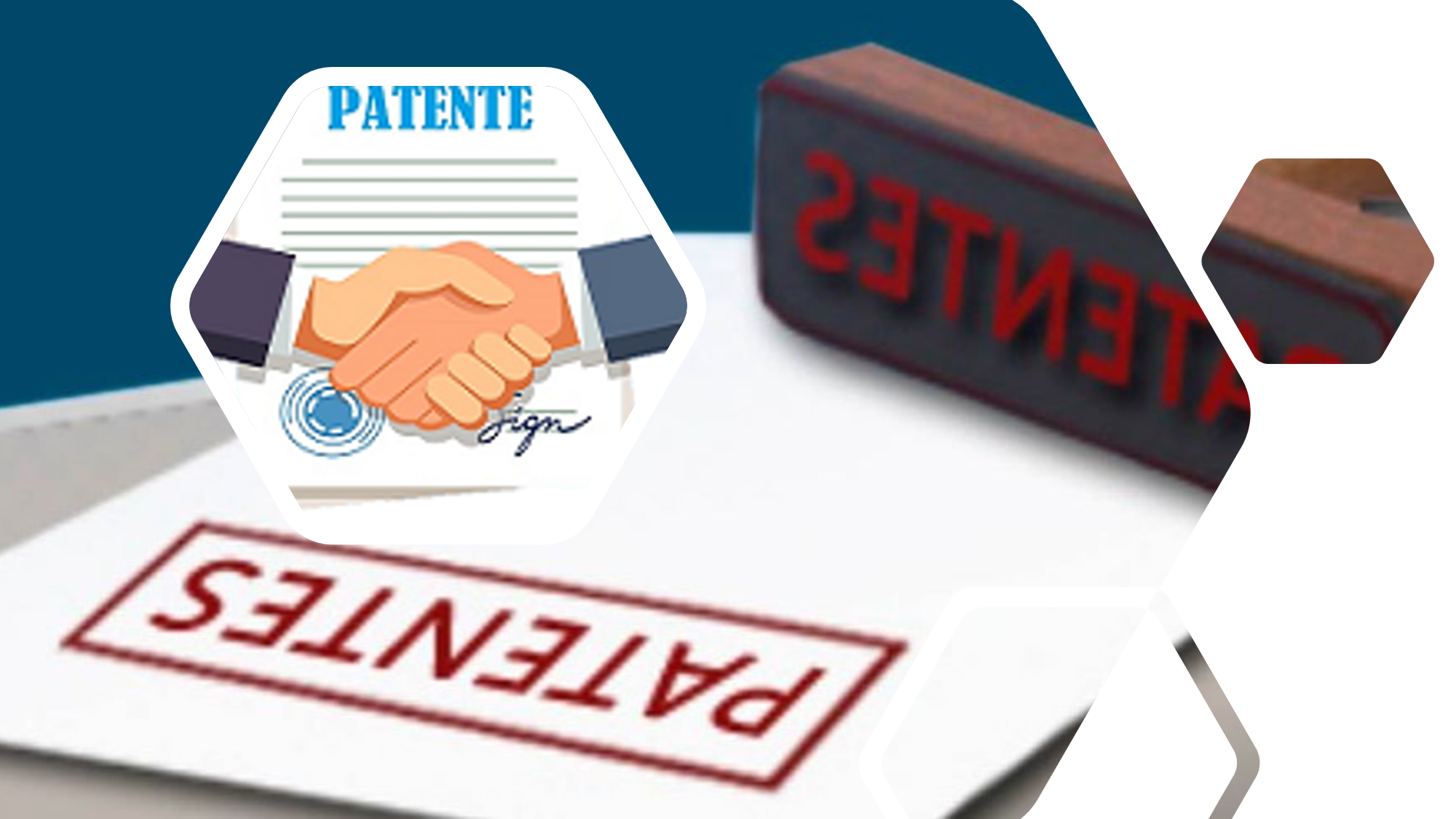 Un documento de trámite de patente, un sello que dice patente y un apretón de manos al obtener una patente